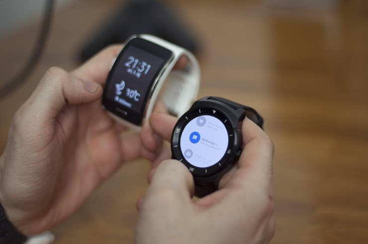 LG-G-Watch-R-smartwatch-pametan-sat-Android-Wear-recenzija-test-4.jpg
